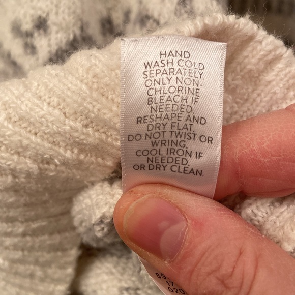 #32 J Jill Sweater Fair Isle White Gray Oversized Round Neck WM SZ M Warm Cozy - Picture 13 of 13